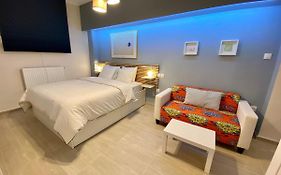 For A Genuine Athenian Homestay!